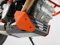 Klín pod motor SW-MOTECH na KTM 1290 SUPERDUKE oranžový