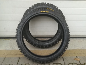 Sada pneumatik Maxis M7305D a M7304D - komise