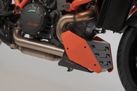 pedn spoiler Orange/ern, KTM 1290 Super Duke R (20-23).