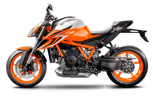 1290 SUPER DUKE R 2023 EVO Orange  4 LETÁ ZÁRUKA