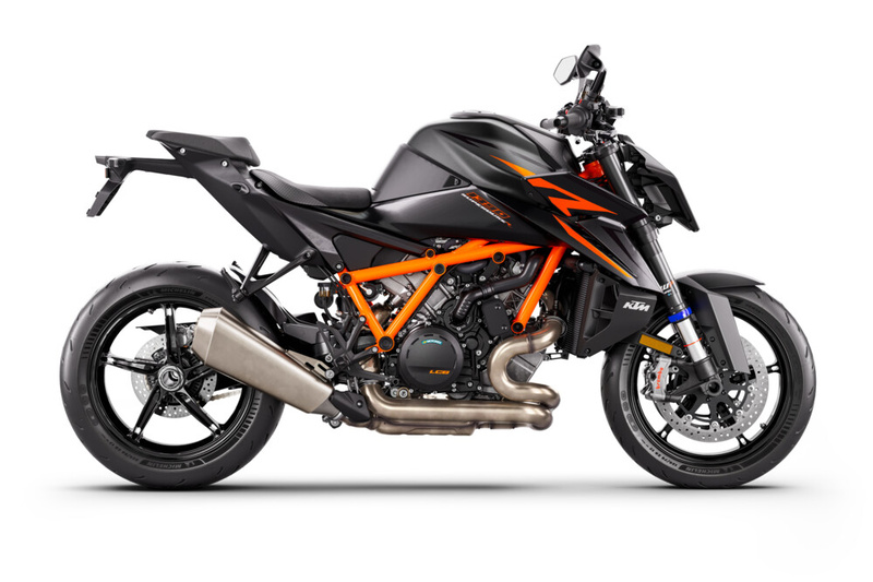 1390 SUPER DUKE R EVO 2024 BLACK - poslední kus