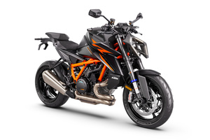 1390 Super Duke R EVO Black 2024 TECH PACK
