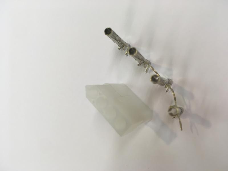 SPARE CONNECTOR AZ 4-PINS