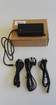 Nabíječka pro Kuberg Trial a Cross