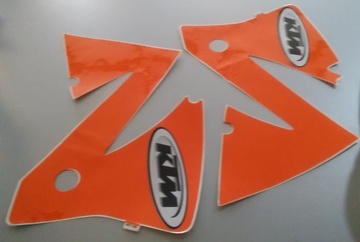 SPOILER DECAL L/S+R/S EXC   02