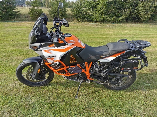 SUPER ADVENTURE R 2017 