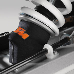 CABLE PROTECTION LOWER REAR PANEL