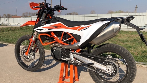 PADACÍ RÁM OUTBACK MOTORTEK pro 690 ENDURO R 2008-2018