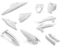 PLASTIC PARTS KIT