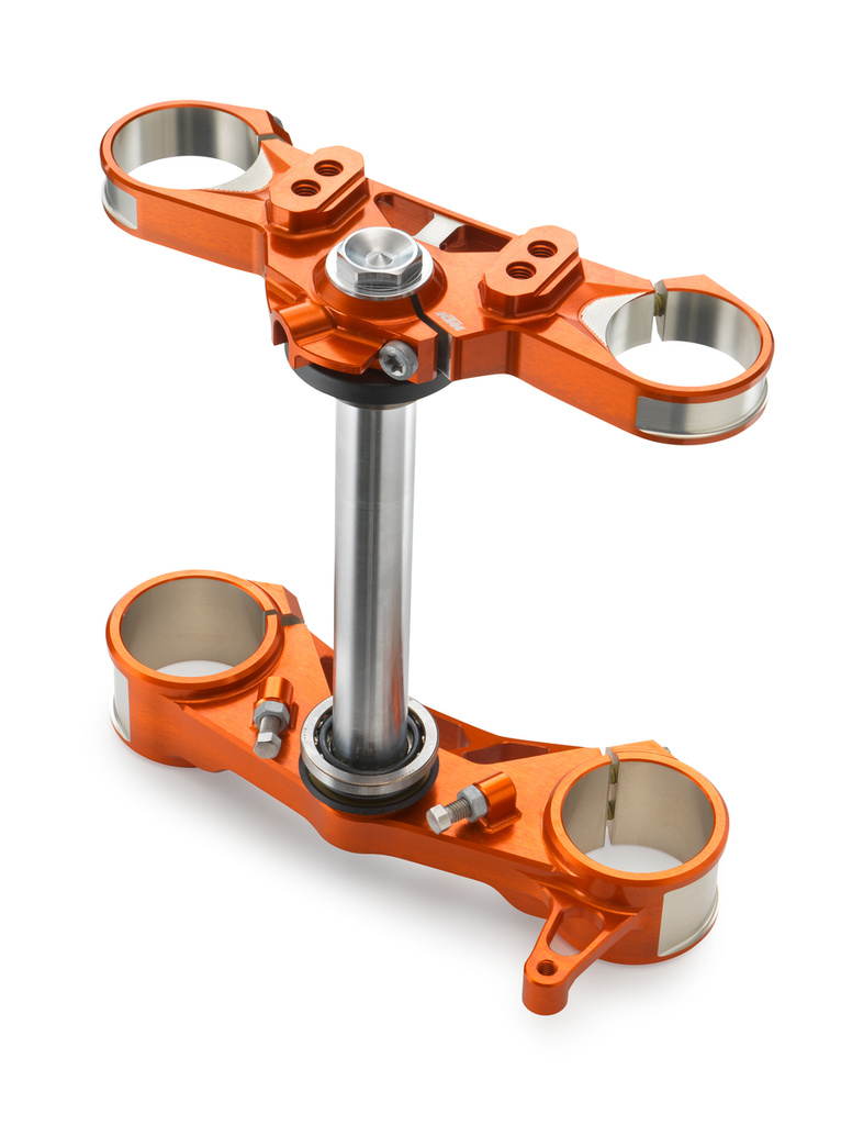 TRIPLE CLAMP CMPL. X=32MM