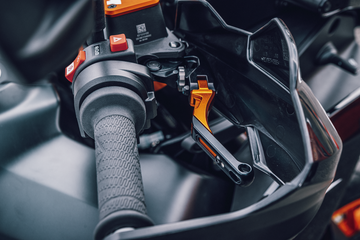 BRAKE LEVER