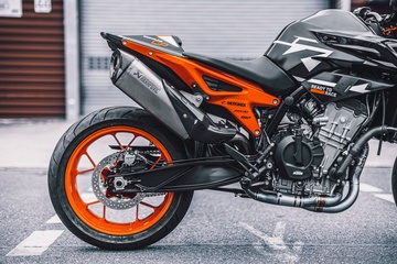 AKRAPOVI#-KIT "EVOLUTION LINE"