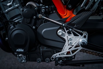 FACTORY FOOTPEG SYSTEM
