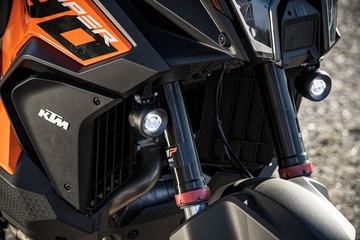 SUPPLEMENTARY HEADLIGHT KIT