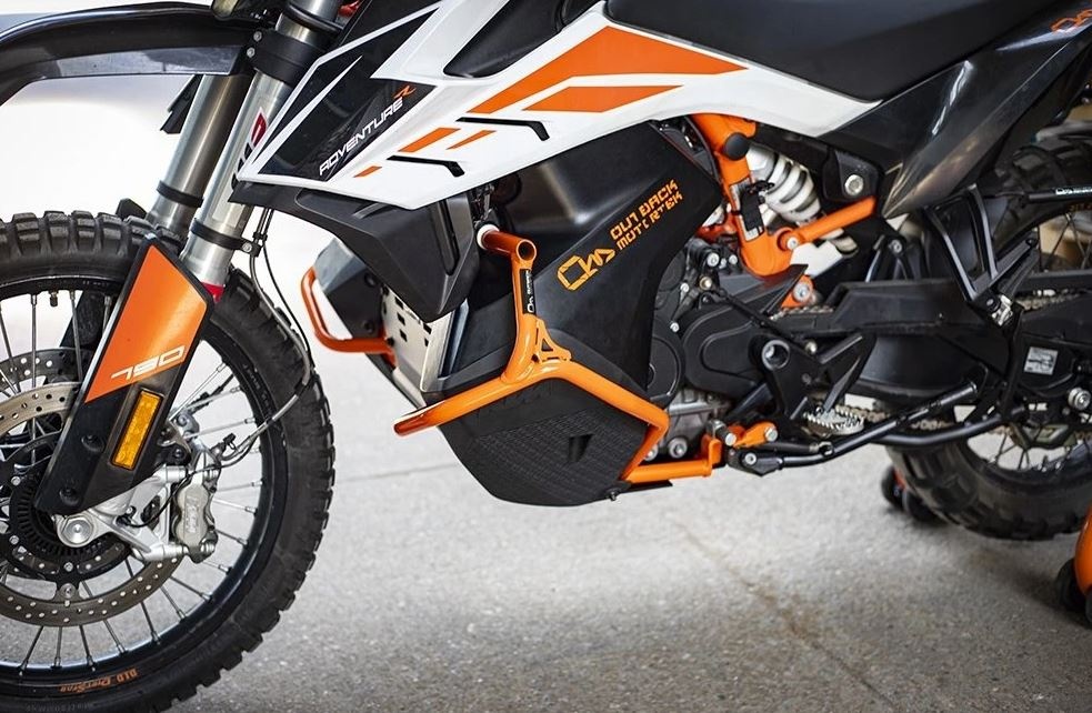 PADACÍ RÁM + KRYT MOTORU OUTBACK MOTORTEK - KTM790 / 890