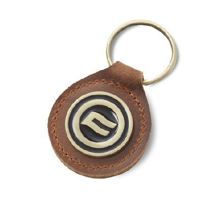 Kožená klíčenka CFMOTO (hnědá)