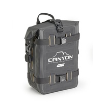 Vodotěsná boční brašna, např. do padacích rámů GIVI 8 l černá