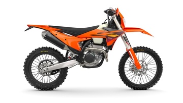 675605_MY26-KTM-250-EXC-F-90-right_KTM EXC_STUDIO
