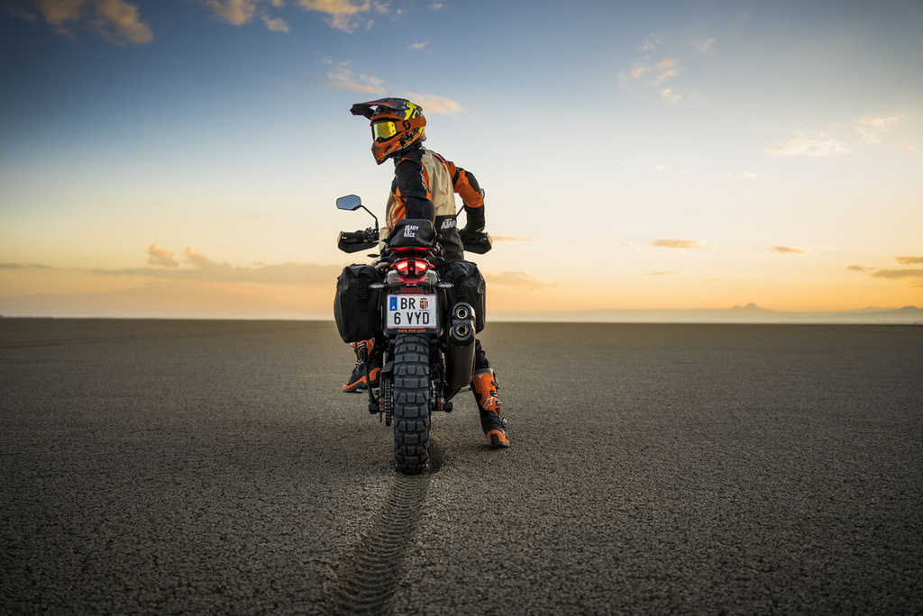 489036_MY23 KTM 1290 SUPER ADVENTURE R Static - CAT B_EU_ Global