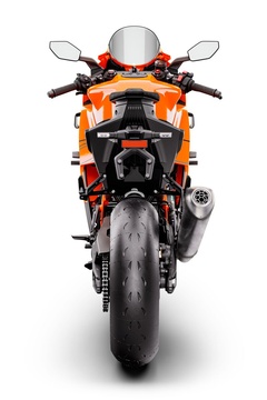 670088_MY26_KTM 990 RC R_STUDIO_EU SPEC_STUDIO_EU_GLOBAL
