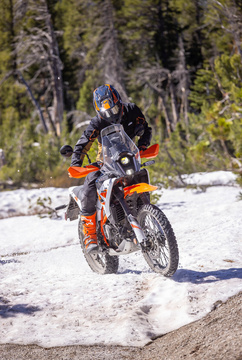 699879_MY25 KTM 390 ADVENTURE R _ ENDURO R - US Launch_MY25 KTM 390 ADVENTURE R _ ENDURO R - US LAUNCH