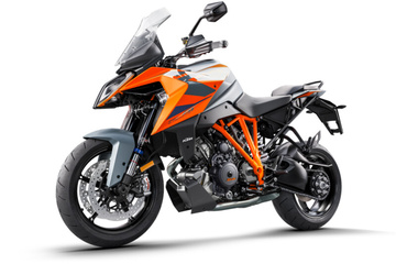 416768_MY22 KTM 1290 SUPER DUKE GT - _45_ Left Front_Studio_EU_ Global_STUDIO