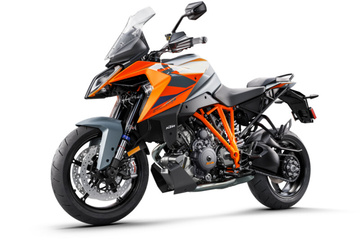 477646_1290 SuperDuke GT MY22 US Orange Front-Left_North America_STUDIO