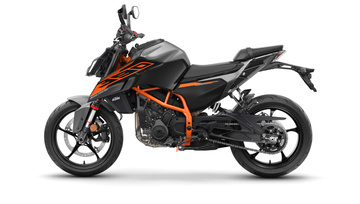 729688_MY26_KTM 390 DUKE-Black-90-left_EU_GLOBAL_IMAGES
