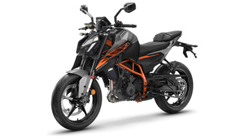 729690_MY26_KTM 390 DUKE-Black-front-left_EU_GLOBAL_IMAGES