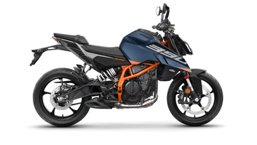 729695_MY26_KTM 390 DUKE-Blue-90-right_EU_GLOBAL_IMAGES