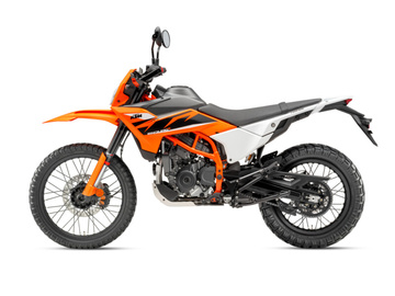 659794_MY25_KTM 125 ENDURO R_STUDIO_EU SPEC_90-left_04_STUDIO_EUROPE GLOBAL