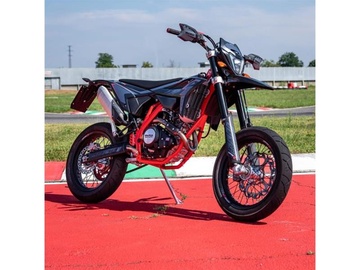 b9416943545d47f19d2f2da628b81474