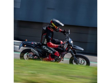 1e255efe0ec84cd7b7c3d35c5559103c